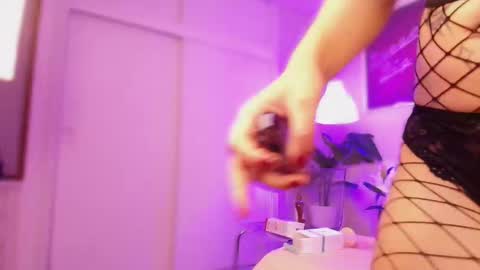 Elowen online show from 23, 10, 2025