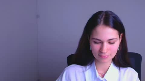 Snapshot of elsa_mur chatting on 4, 1, 2025 Elsa online show from 4, 1, 2025