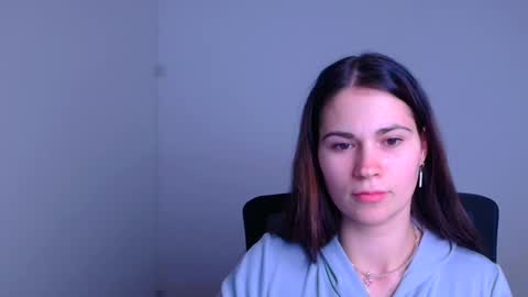 Snapshot of elsa_mur chatting on 5, 1, 2025 Elsa online show from 5, 1, 2025