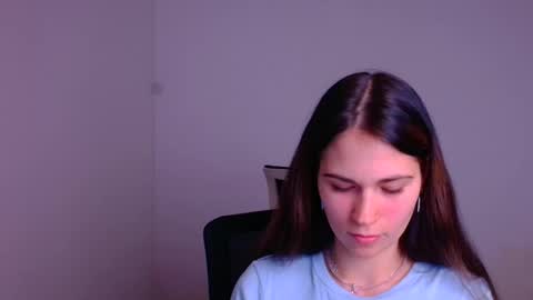 Snapshot of elsa_mur chatting on 7, 1, 2025 Elsa online show from 7, 1, 2025