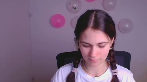 Snapshot of elsa_mur chatting on 16, 2, 2025 Elsa online show from 16, 2, 2025