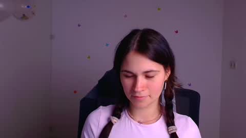 Snapshot of elsa_mur chatting on 2, 3, 2025 Elsa online show from 2, 3, 2025