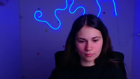 Snapshot of elsa_mur chatting on 6, 3, 2025 Elsa online show from 6, 3, 2025