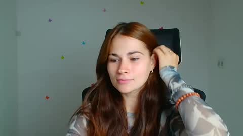 Snapshot of elsa_mur chatting on 18, 9, 2025 Elsa online show from 18, 9, 2025