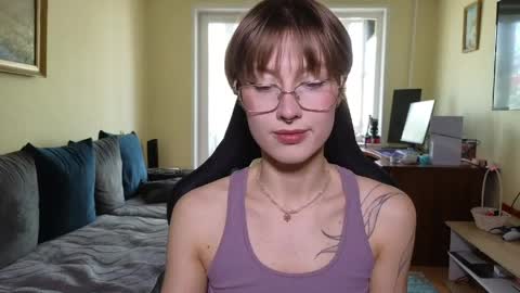 Snapshot of elsaangel chatting on 8, 5, 2026 elsaangel online show from 8, 5, 2026