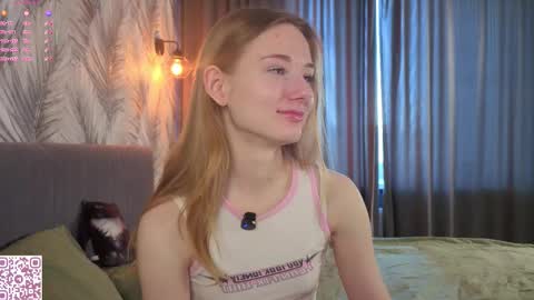 Snapshot of elvyrose chatting on 19, 3, 2026 Alex online show from 19, 3, 2026