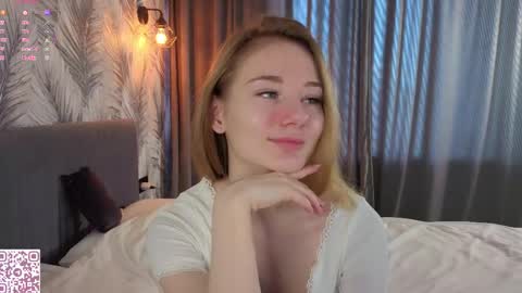 Snapshot of elvyrose chatting on 27, 3, 2026 Alex online show from 27, 3, 2026