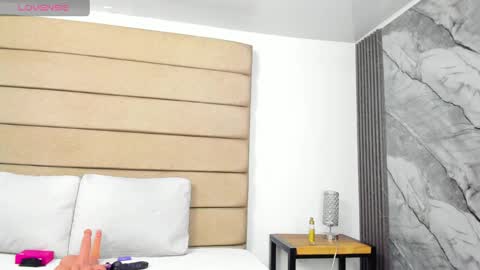 ely brown online show from 11, 4, 2026