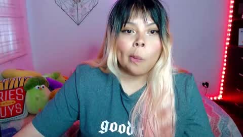 Snapshot of elymoon chatting on 11, 2, 2026 Ely online show from 11, 2, 2026