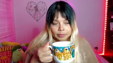 Snapshot of elymoon chatting on 3, 3, 2026 Ely online show from 3, 3, 2026