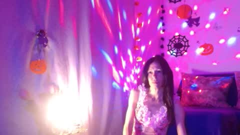 Elisa online show from 30, 10, 2025