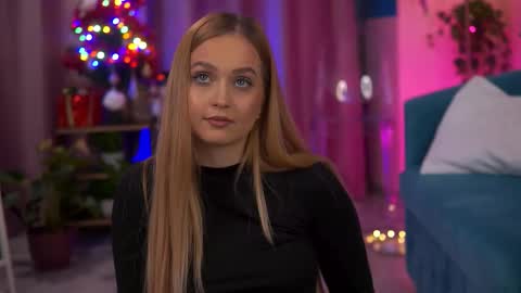 Elyssa online show from 5, 12, 2025