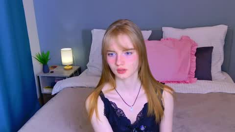 Snapshot of elza_hofffman chatting on 22, 4, 2026 Chloyka online show from 22, 4, 2026