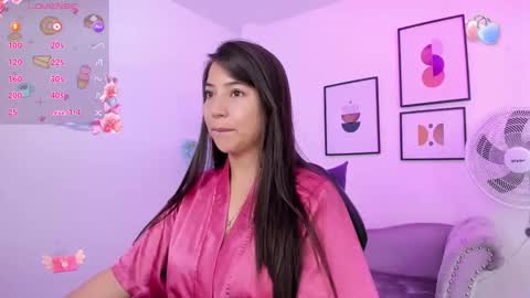 Snapshot of ema_louisx chatting on 25, 1, 2025 Ema louisx online show from 25, 1, 2025