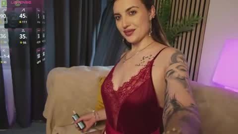 Snapshot of ema_reese chatting on 23, 5, 2026 Ema Reese online show from 23, 5, 2026
