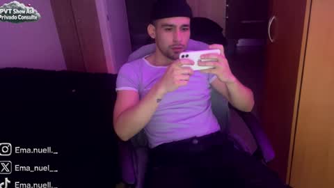 Snapshot of emanuell___ chatting on 30, 7, 2026 emanuell___ online show from 30, 7, 2026