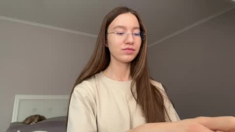 Snapshot of emberfamn chatting on 8, 5, 2026 Alina online show from 8, 5, 2026