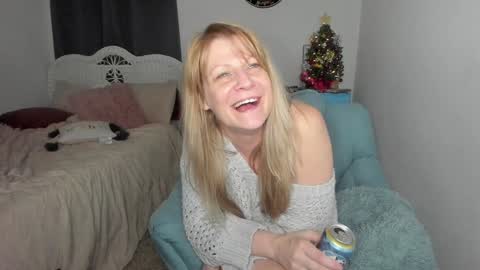 Ember Pheonixxx online show from 20, 12, 2024