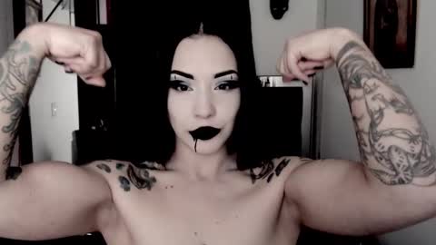 Snapshot of emearld_black chatting on 15, 12, 2025 Emerald Black online show from 15, 12, 2025