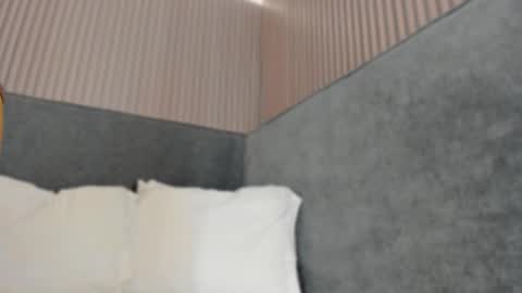 emelie_89 online show from 23, 12, 2025