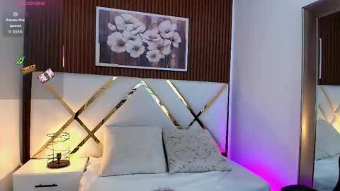 Emily  online show from 18, 12, 2025