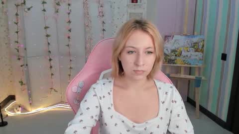 emelia online show from 15, 10, 2025