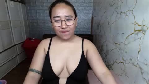 Emely online show from 5, 6, 2026