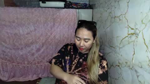 Snapshot of emely_slutxxx chatting on 18, 7, 2026 Emely online show from 18, 7, 2026