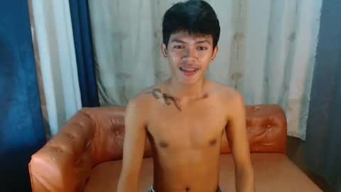 Snapshot of emerald_cummer chatting on 11, 2, 2026 emerald_cummer online show from 11, 2, 2026