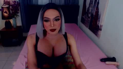 Snapshot of emeraldshemales chatting on 11, 3, 2026 Emerald online show from 11, 3, 2026