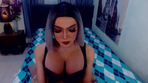 Snapshot of emeraldshemales chatting on 17, 3, 2026 Emerald online show from 17, 3, 2026