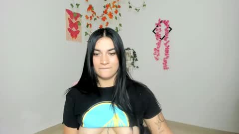 Snapshot of emi_blossom_ chatting on 2, 6, 2026 Emily online show from 2, 6, 2026