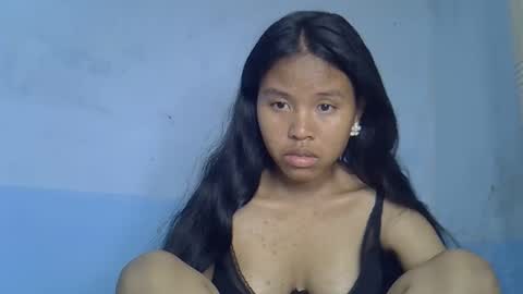 Snapshot of emiehottie chatting on 18, 5, 2026 Ami online show from 18, 5, 2026