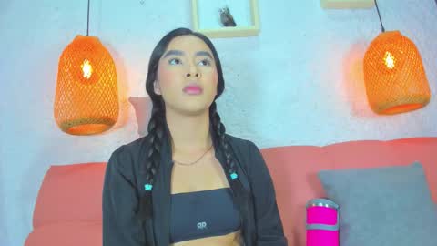 Emily online show from 4, 11, 2025