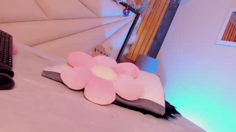 Emily online show from 5, 12, 2024