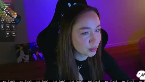 Emili online show from 6, 4, 2026