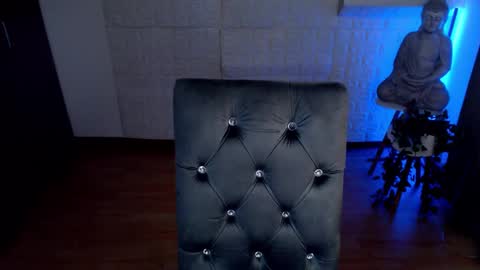 POWERFULL GODDESS EMILI online show from 22, 1, 2025