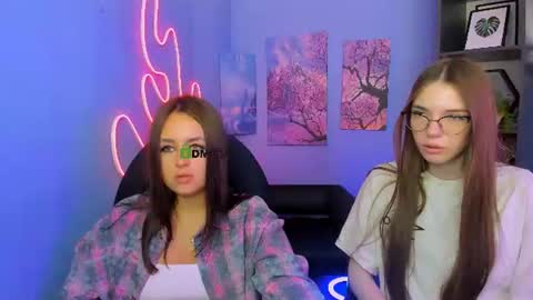 Snapshot of emilia_fly chatting on 13, 7, 2026 Emi online show from 13, 7, 2026