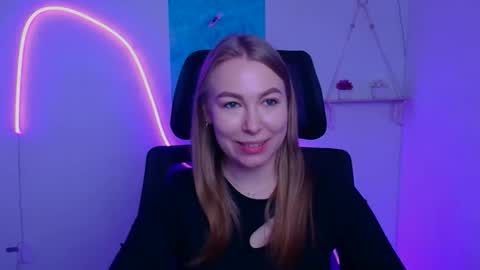 Emilia online show from 5, 12, 2025