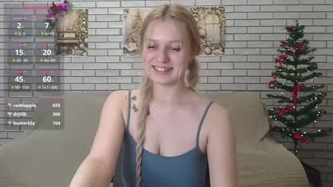 Snapshot of emiliaduchess chatting on 14, 1, 2025 Amili online show from 14, 1, 2025