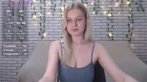 Snapshot of emiliaduchess chatting on 23, 2, 2025 Amili online show from 23, 2, 2025