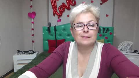 EmiliaGree online show from 15, 9, 2025