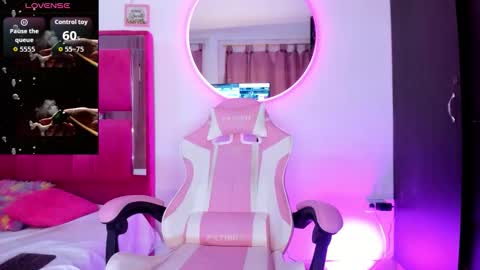 Snapshot of emilianaa_sweet chatting on 16, 3, 2026 emiliana online show from 16, 3, 2026