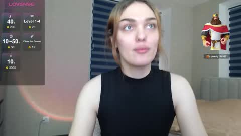 Snapshot of emiliarhodes chatting on 30, 11, 2025 Emi online show from 30, 11, 2025