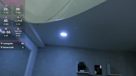 Snapshot of emiliarose_ chatting on 7, 10, 2025 EmiliaRose online show from 7, 10, 2025