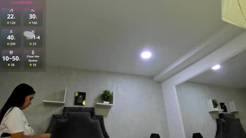 Snapshot of emiliarose_ chatting on 19, 10, 2025 EmiliaRose online show from 19, 10, 2025