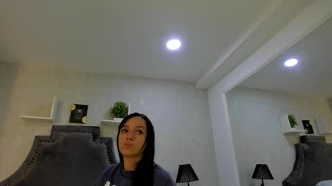 Snapshot of emiliarose_ chatting on 1, 11, 2025 EmiliaRose online show from 1, 11, 2025