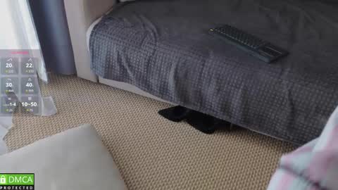 emilielong online show from 9, 2, 2026