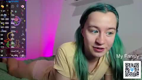 Snapshot of emilly_20 chatting on 26, 6, 2026 Emily online show from 26, 6, 2026