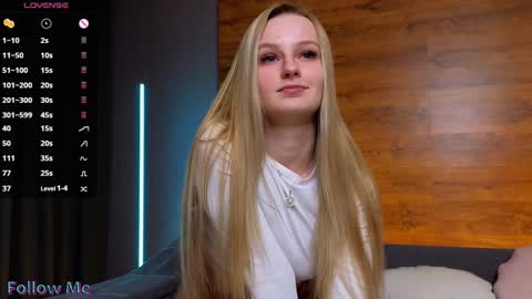 Snapshot of emilly___ chatting on 26, 1, 2025 Emilly online show from 26, 1, 2025